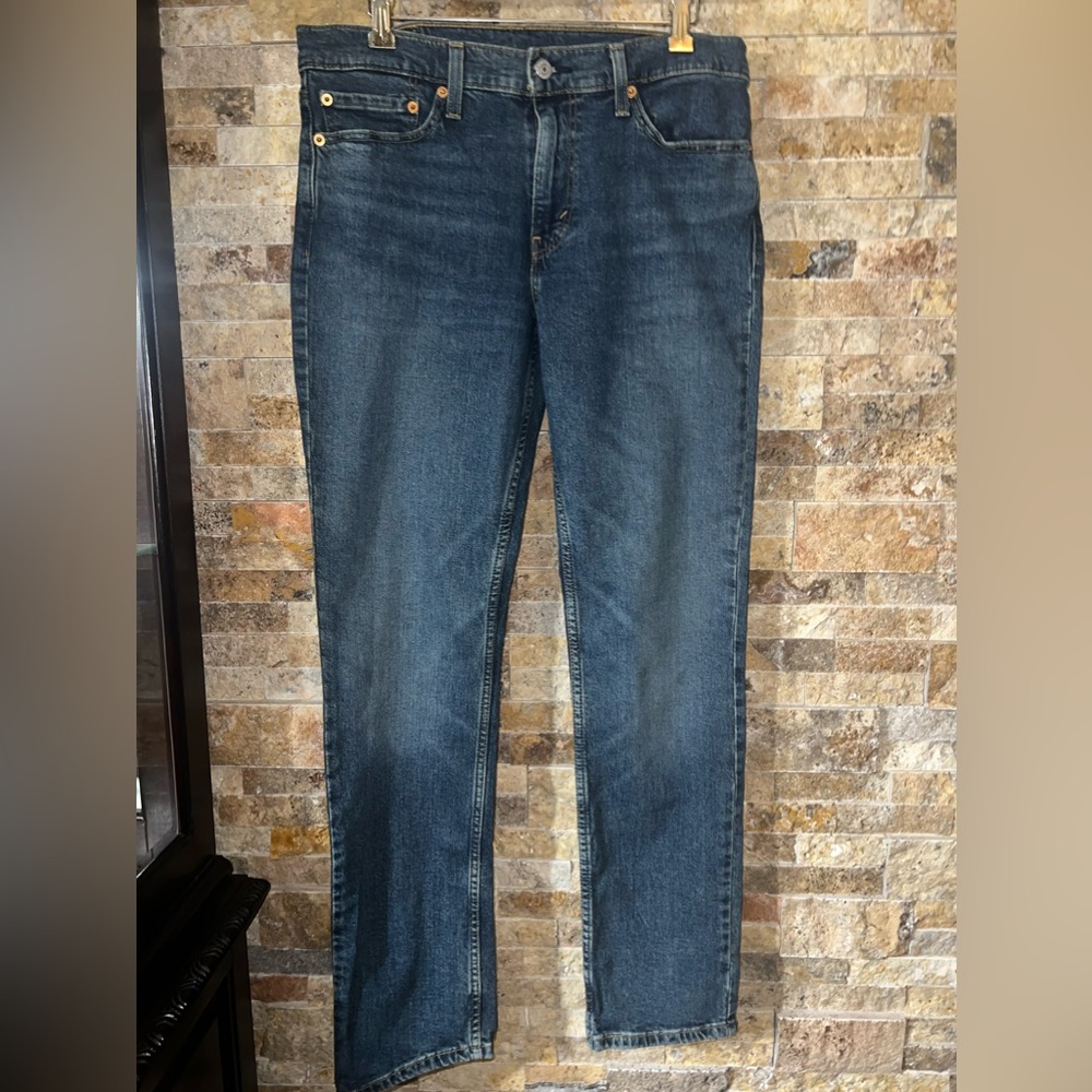 Men’s Levi’s jeans!
